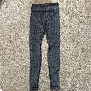 Lululemon Women’s Long Leggings Size 4